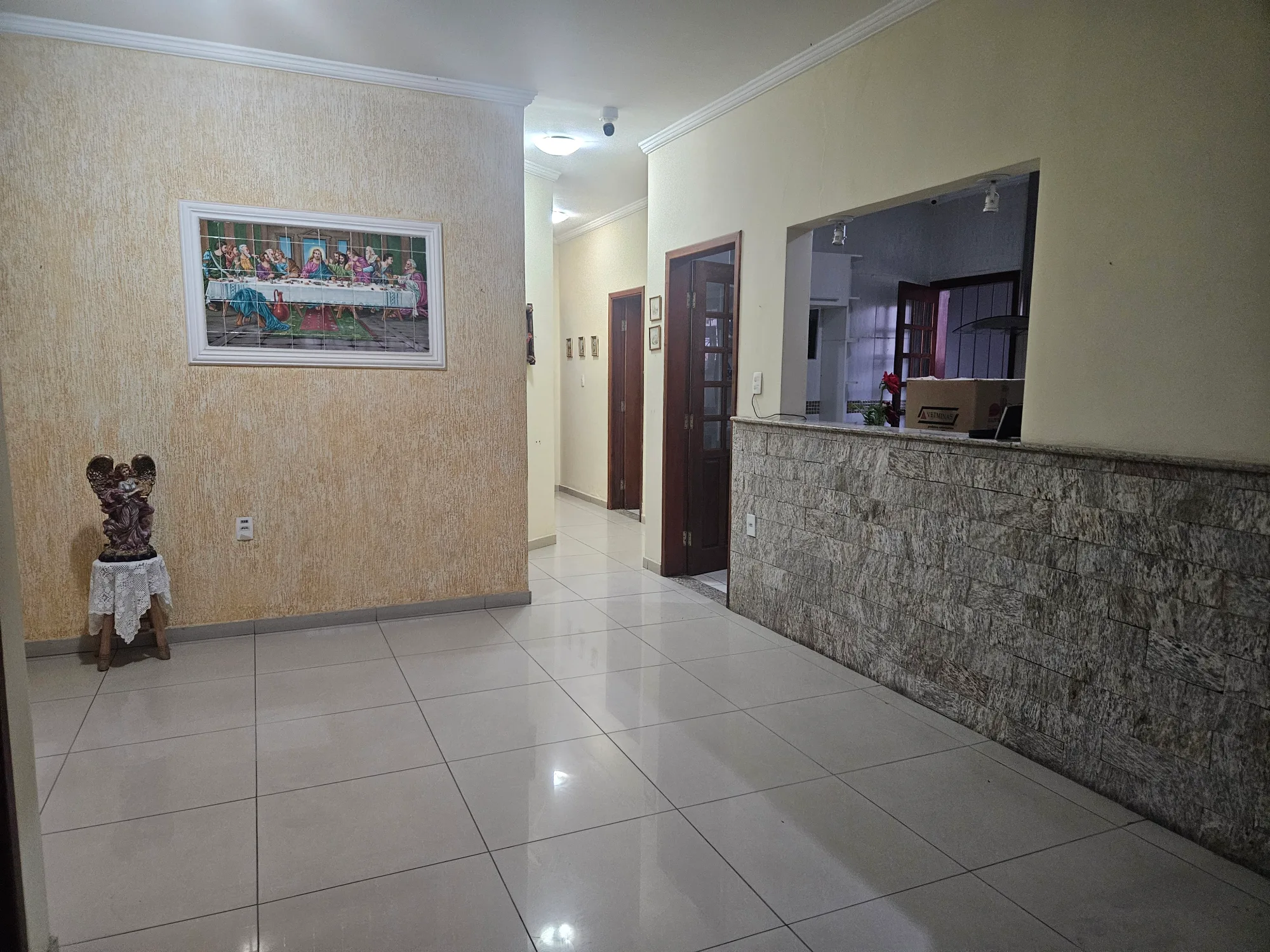 Casa com 4 dormitórios - Jardim Paraíba
